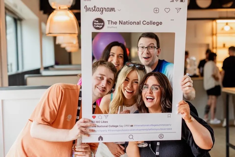 233cb8fb-b7ef-4800-96d6-fa64d8da48cb (1)