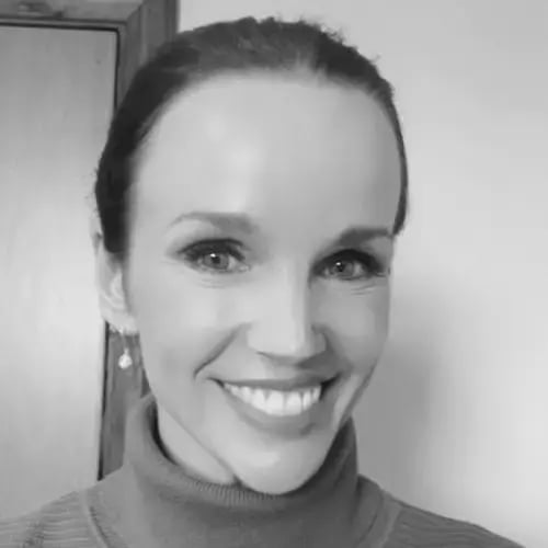 Claire Lyons